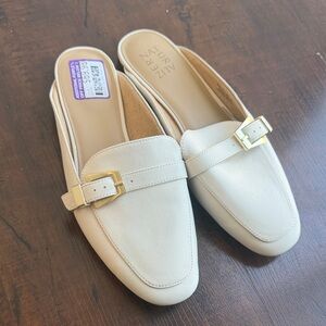 Size 8.5 Naturalizer Shoes